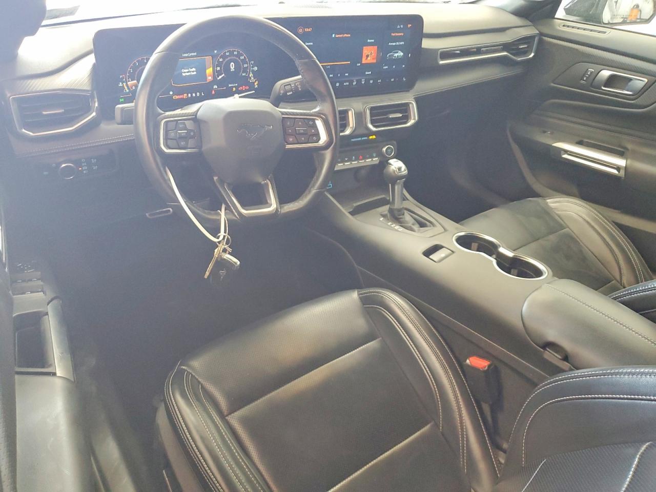 2024 Ford Mustang - zdjęcie 8