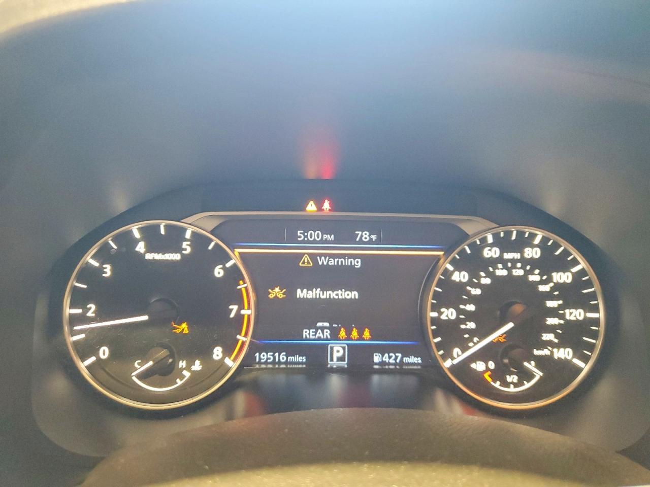 2025 Nissan Altima Sv - zdjęcie 9