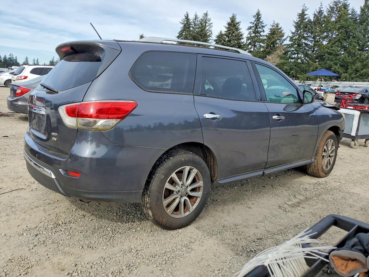 2013 Nissan Pathfinder S - zdjęcie 3