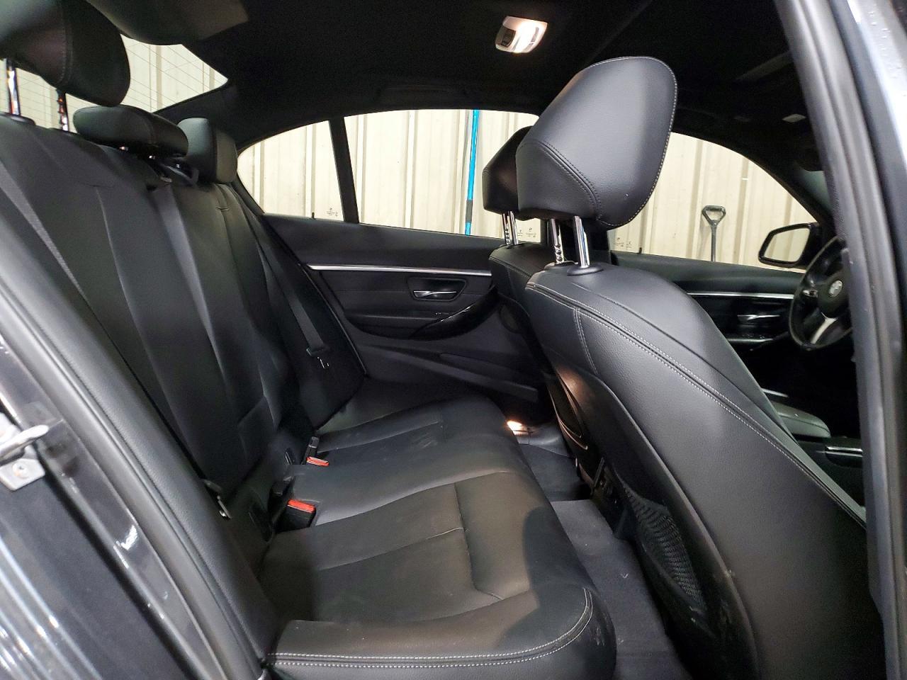 2016 BMW 340 Xi - zdjęcie 10