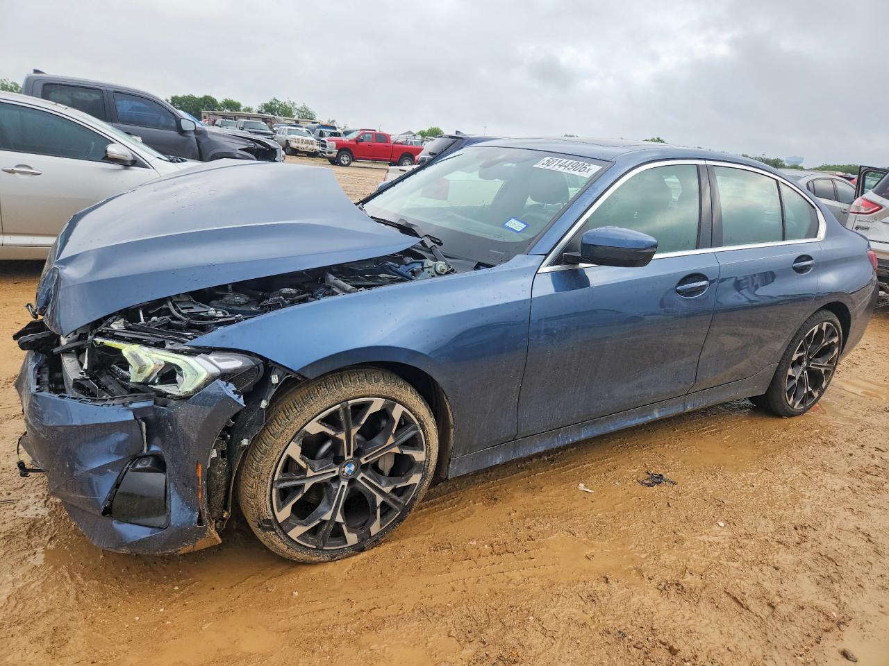 2025 BMW Seria 3 330i - zdjęcie główne