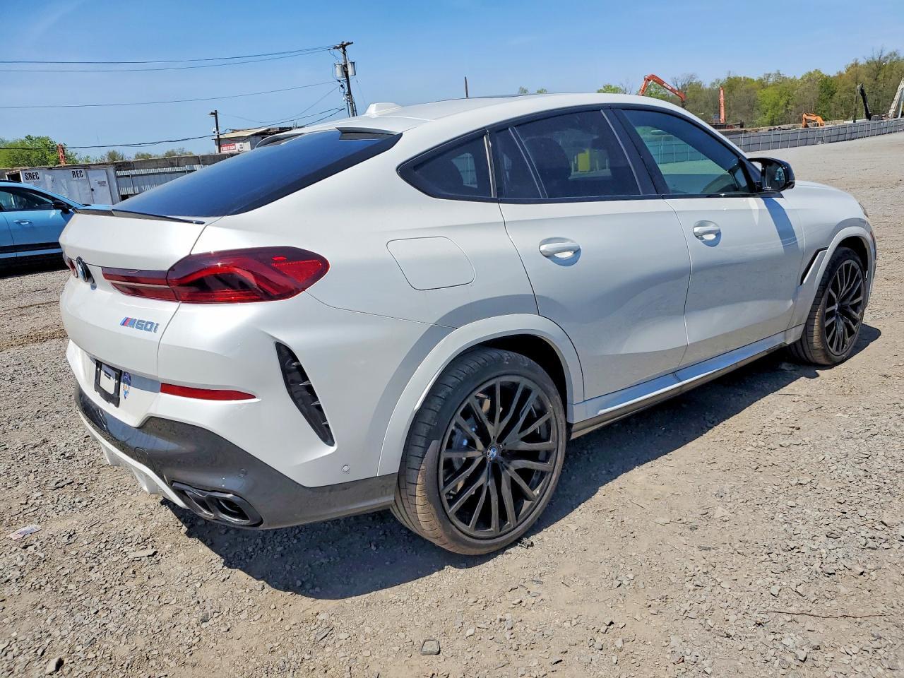 2026 BMW X6 M60I - zdjęcie 3