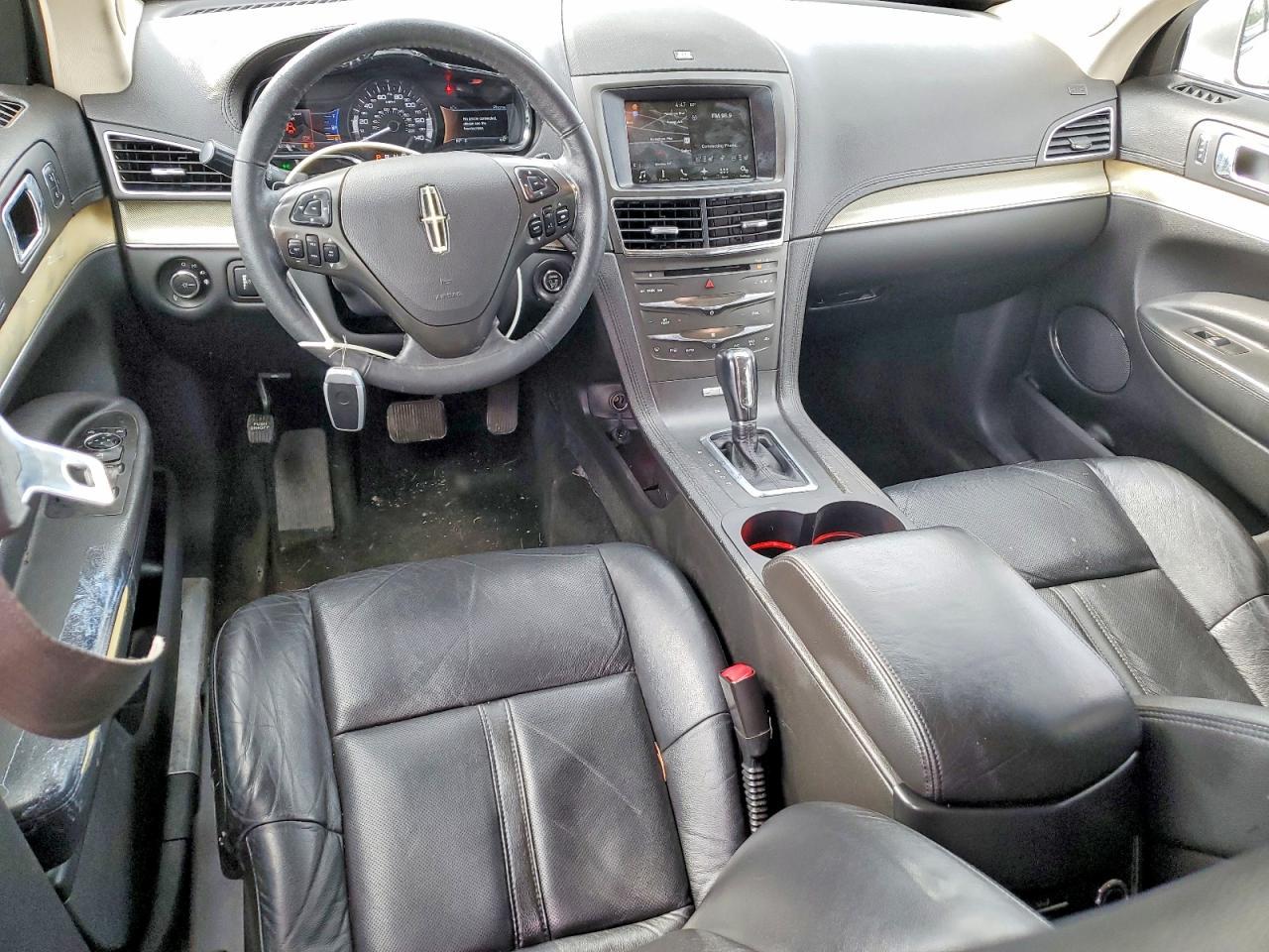 2016 Lincoln Mkt - zdjęcie 8