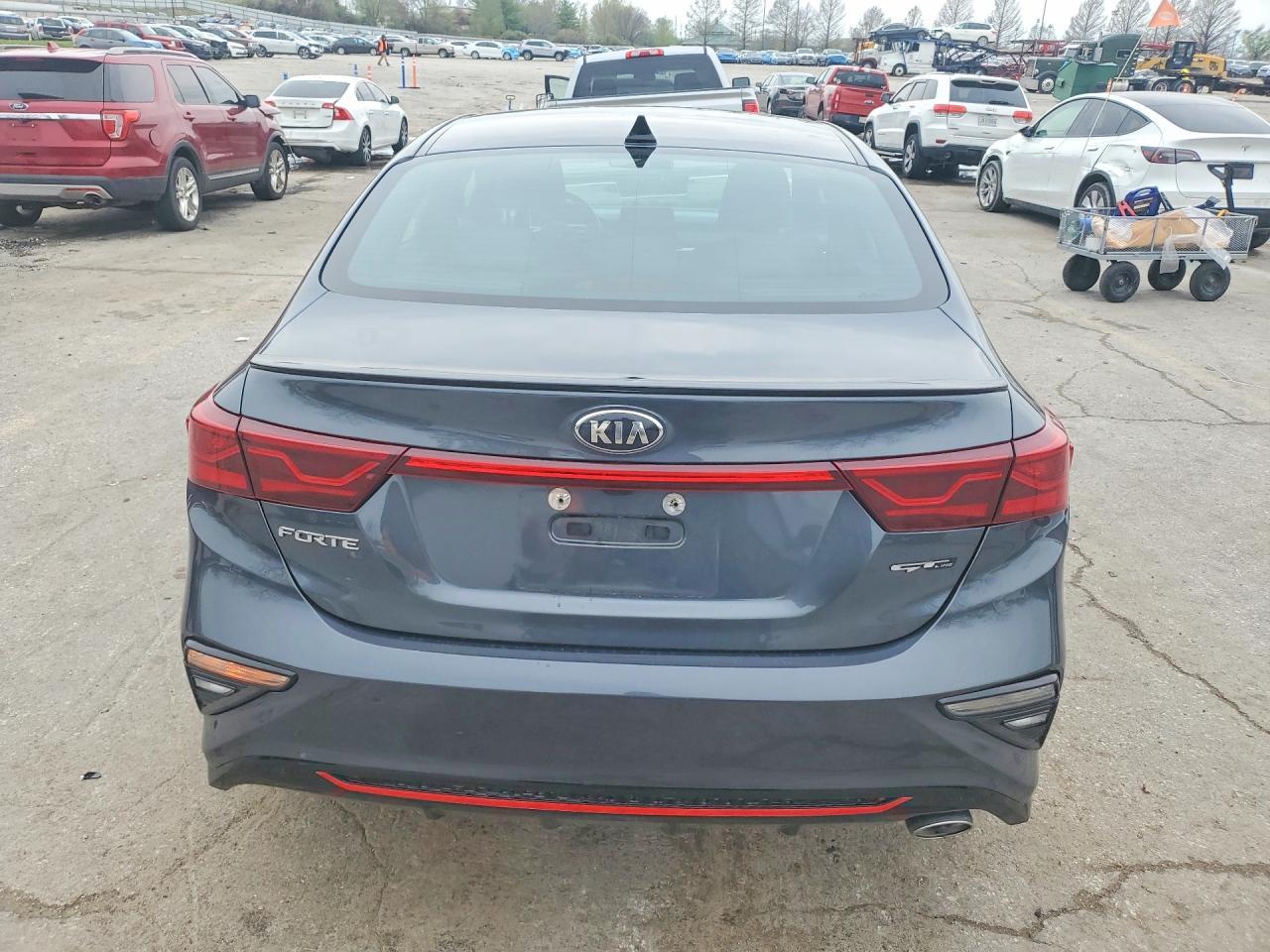 2021 Kia Forte Gt-Line - zdjęcie 6