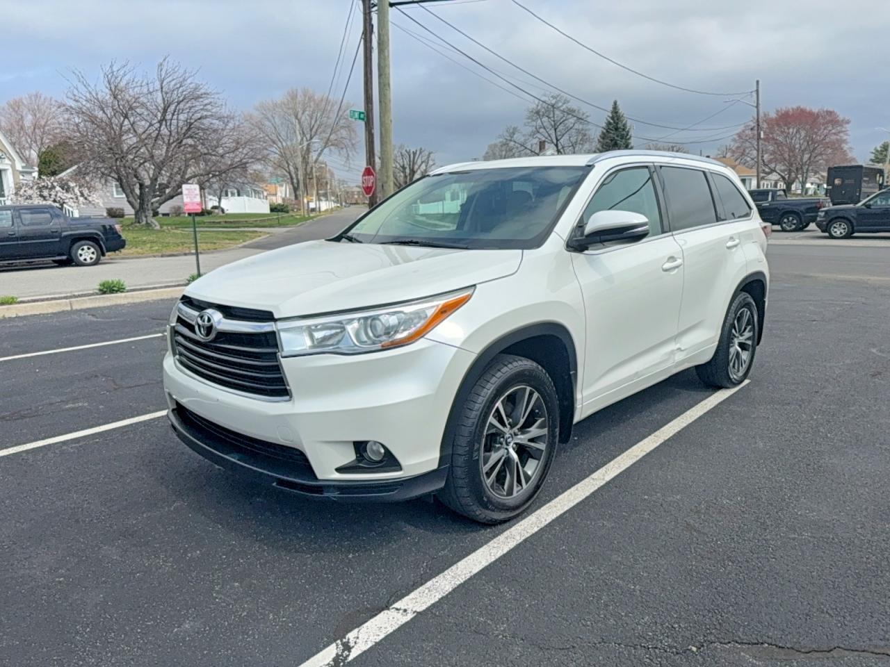 2016 Toyota Highlander Xle - zdjęcie 2