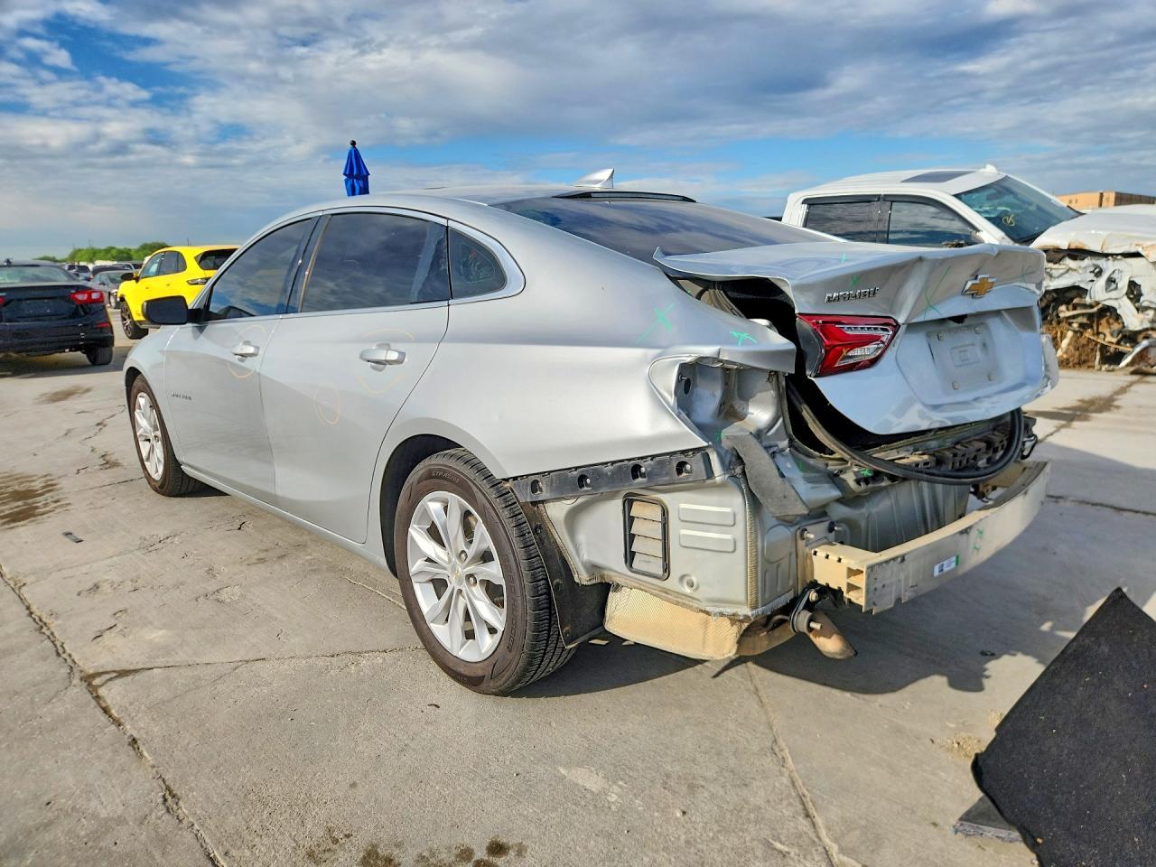 2020 Chevrolet Malibu Lt - zdjęcie 2