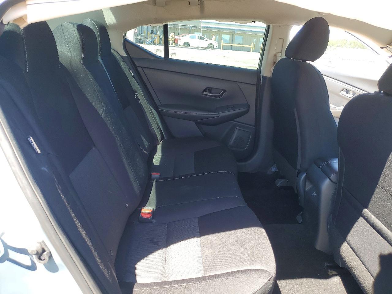 2025 Nissan Sentra Sv - zdjęcie 10