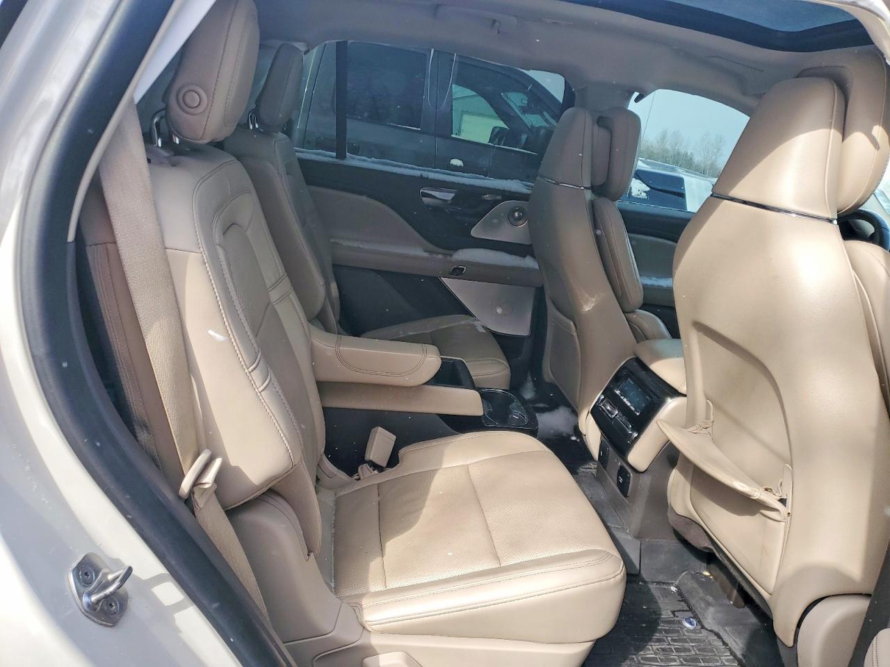 2020 Lincoln Aviator Reserve - zdjęcie 11