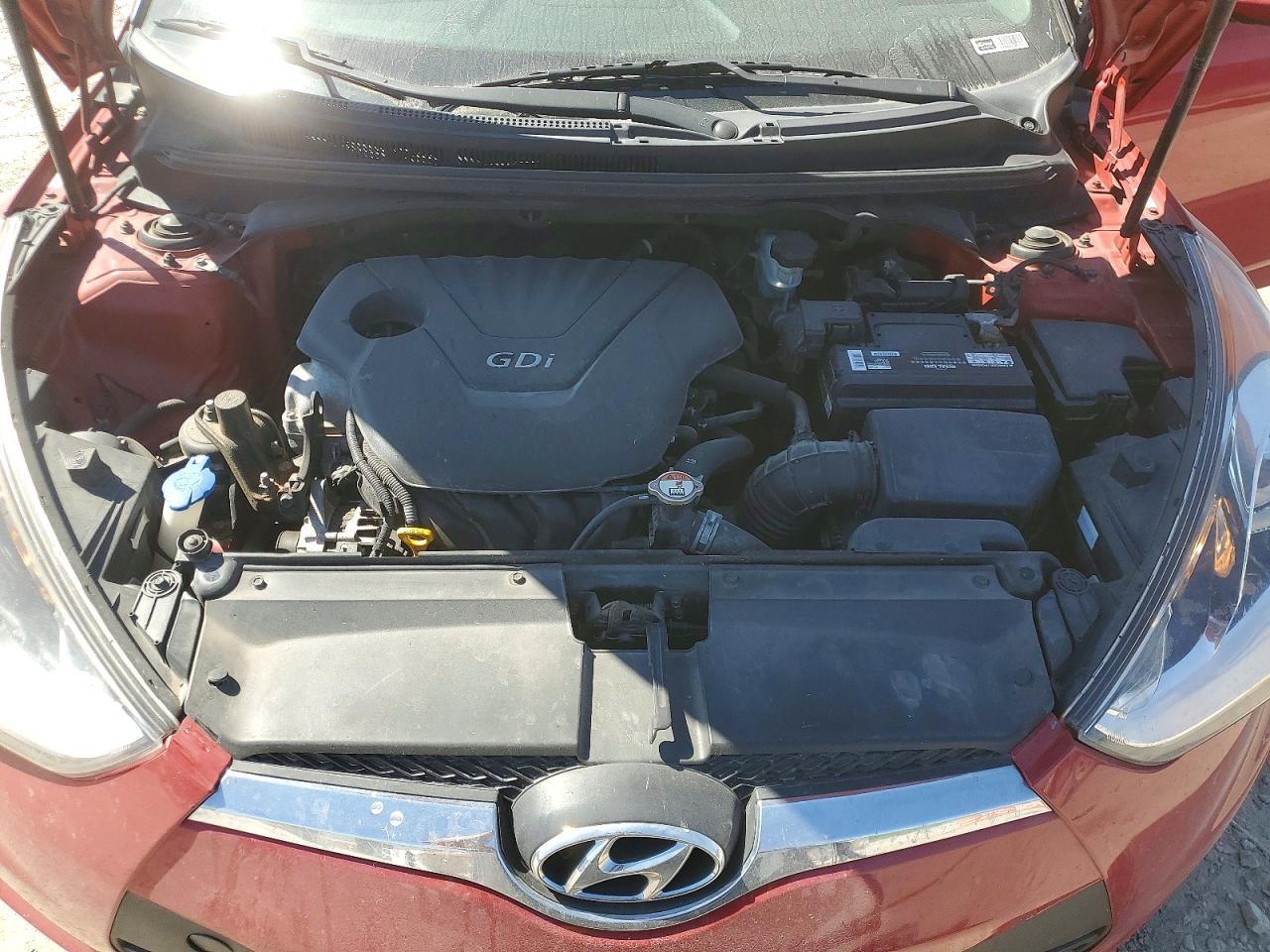 2016 Hyundai Veloster Base - zdjęcie 12