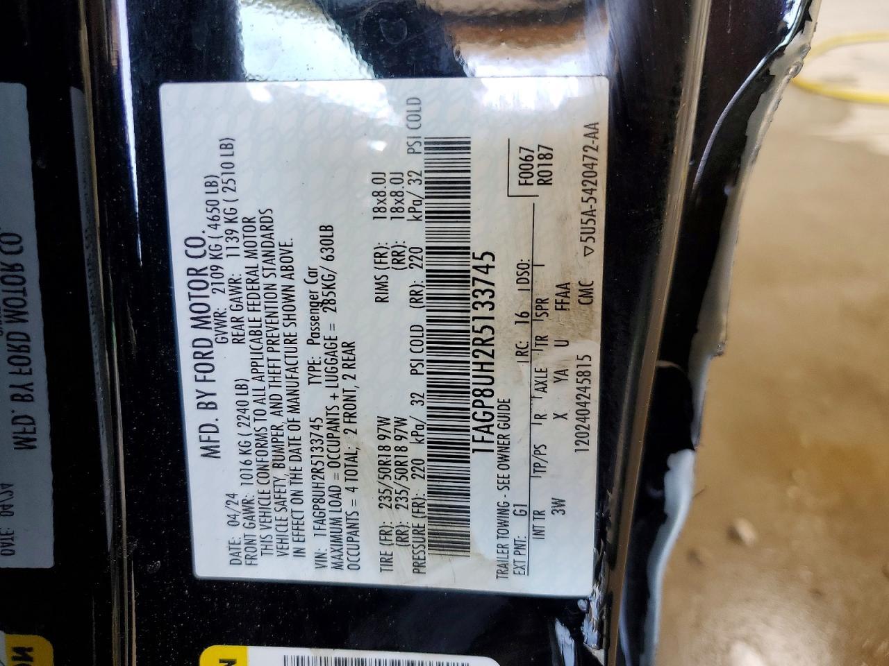 2024 Ford Mustang - zdjęcie 13