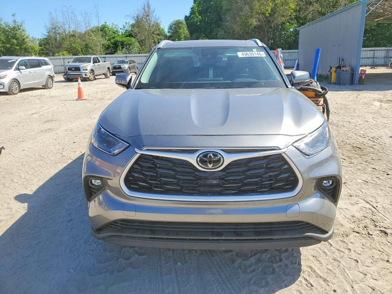 2025 Toyota Highlander Xle - zdjęcie 5
