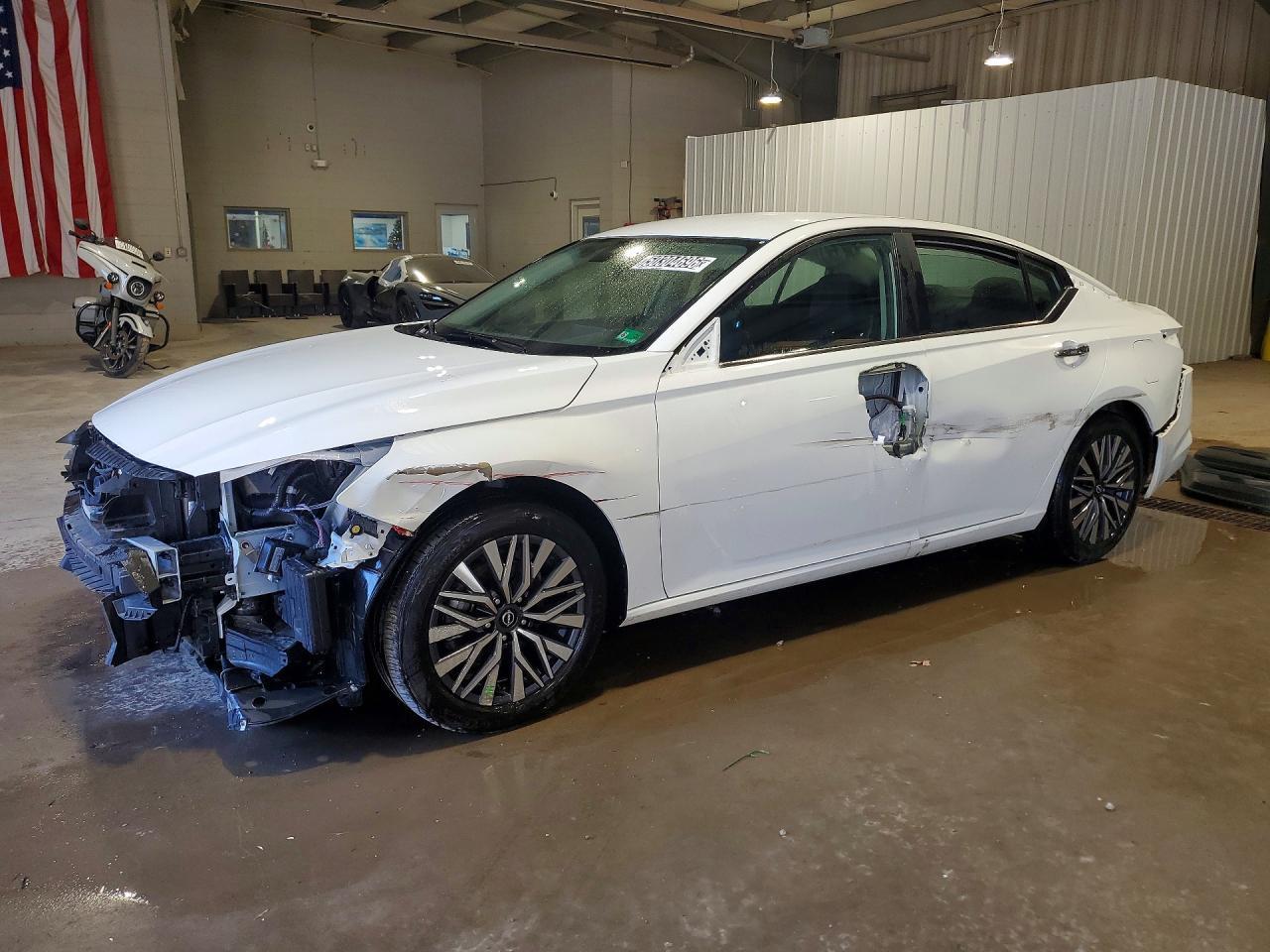 2025 Nissan Altima Sv - zdjęcie główne