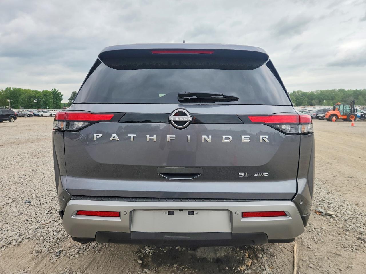 2025 Nissan Pathfinder Sl - zdjęcie 6