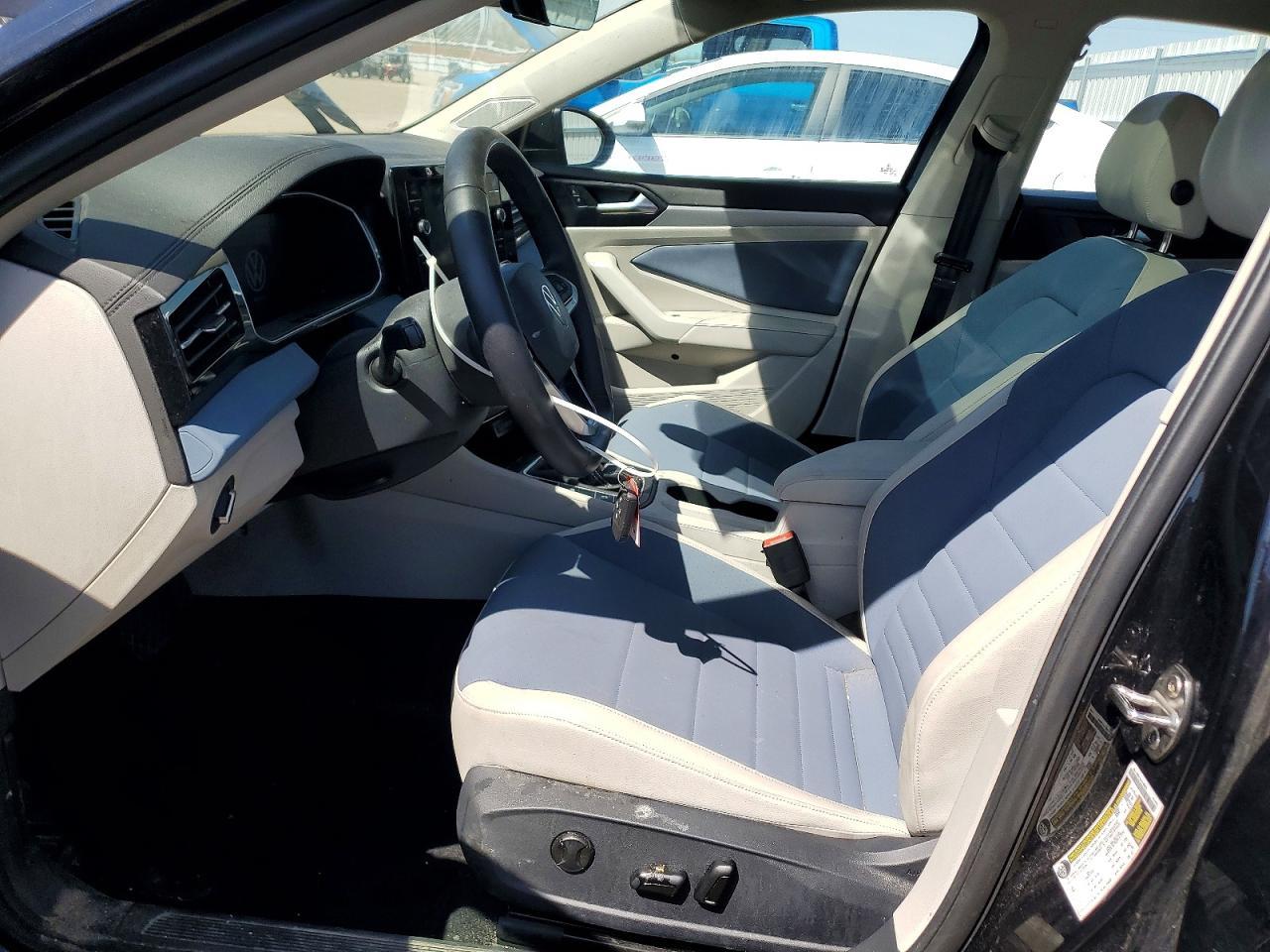 2025 Volkswagen Jetta Se - zdjęcie 7