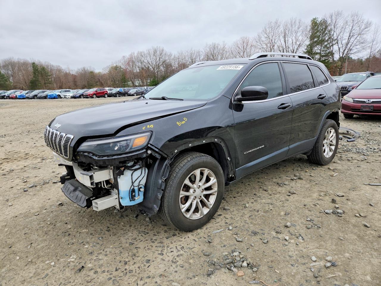 2019 Jeep Cherokee Latitude - zdjęcie główne