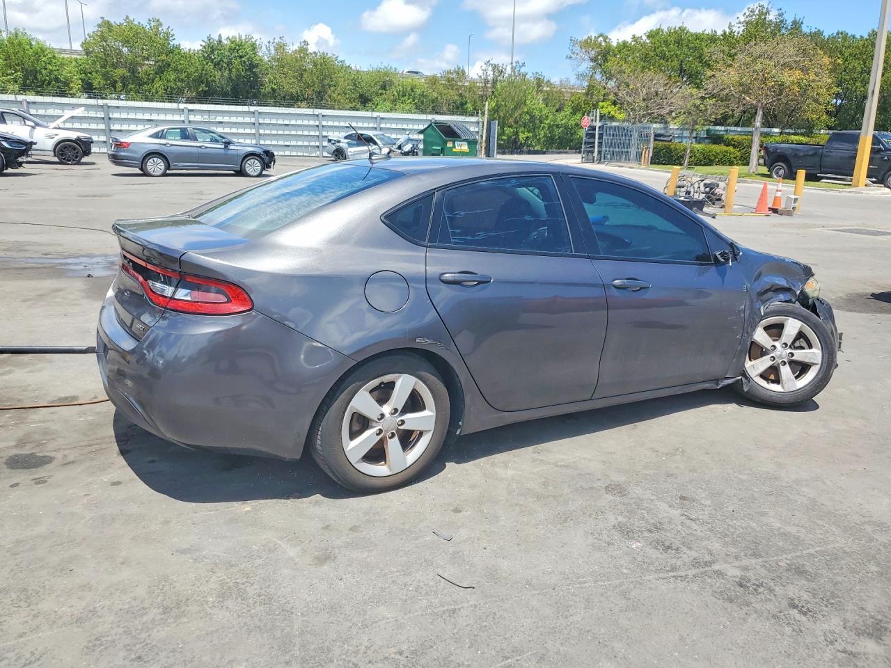 2016 Dodge Dart Sxt - zdjęcie 3