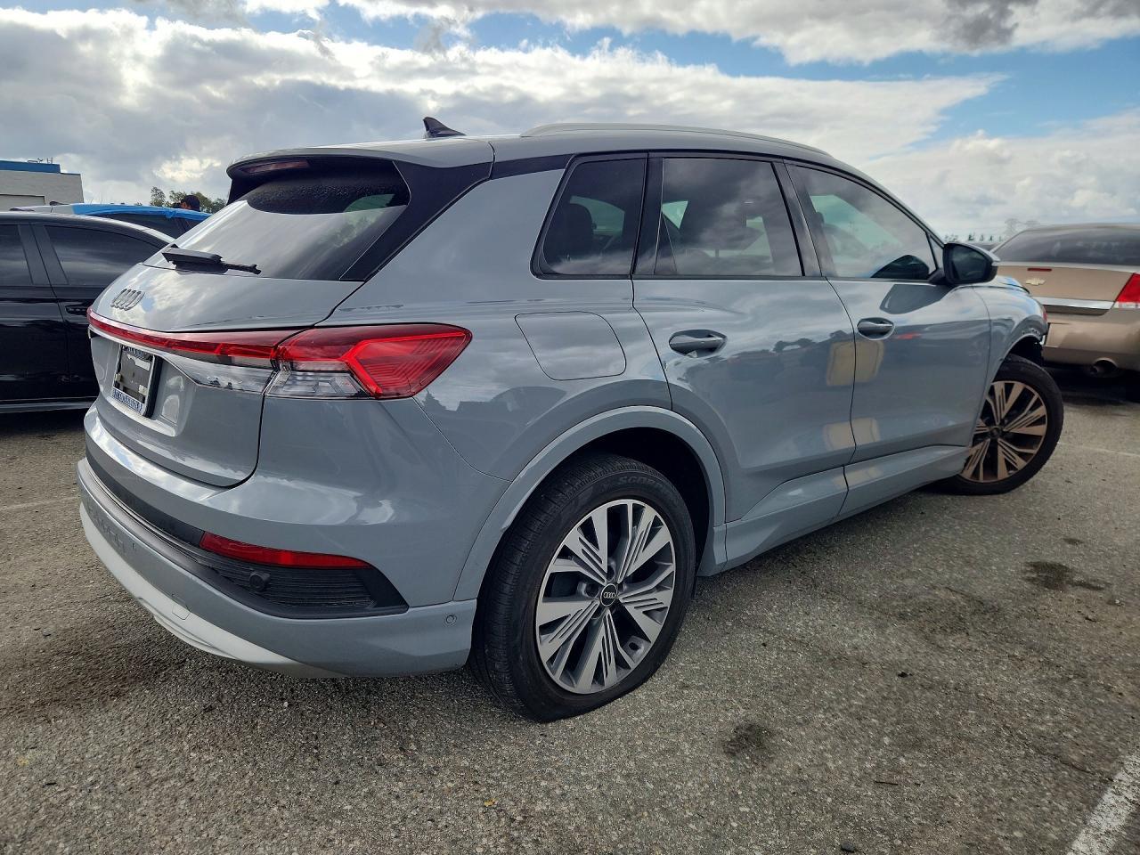 2023 Audi Q4 E-Tron Premium Plus - zdjęcie 3
