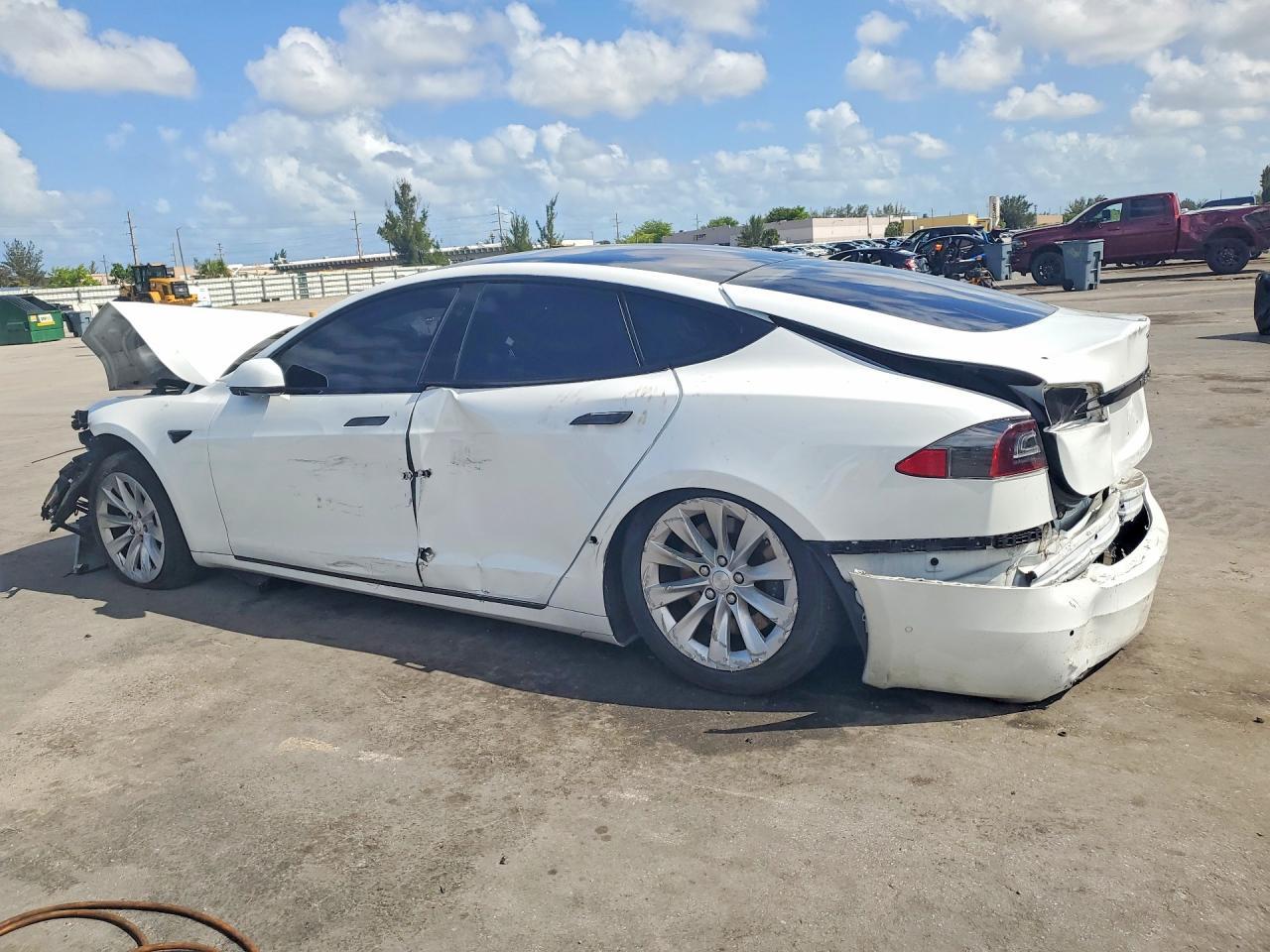 2018 Tesla Model S - zdjęcie 2
