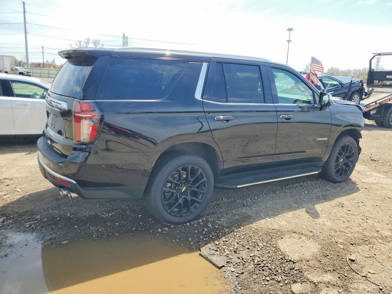 2023 Chevrolet Tahoe K1500 Premier - zdjęcie 3