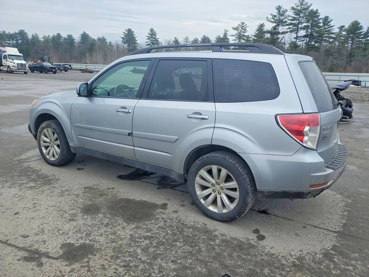 2013 Subaru Forester 2.5X Premium - zdjęcie 2