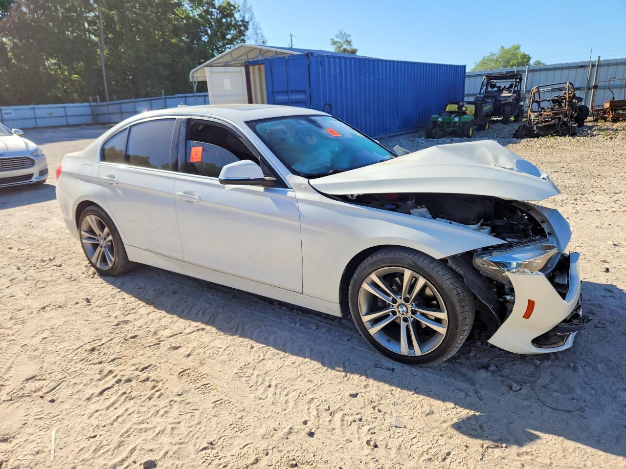 2018 BMW 330 Xi - zdjęcie 4