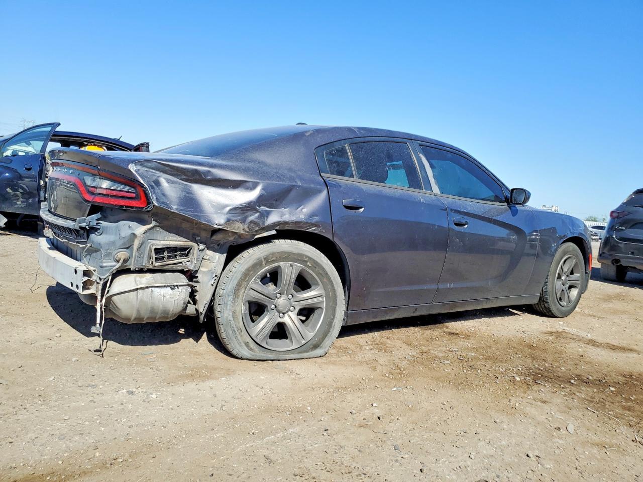 2019 Dodge Charger Sxt - zdjęcie 3