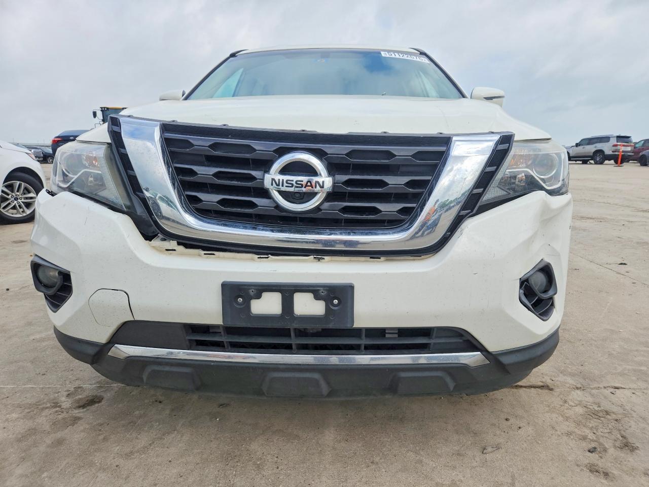 2017 Nissan Pathfinder Sl - zdjęcie 5