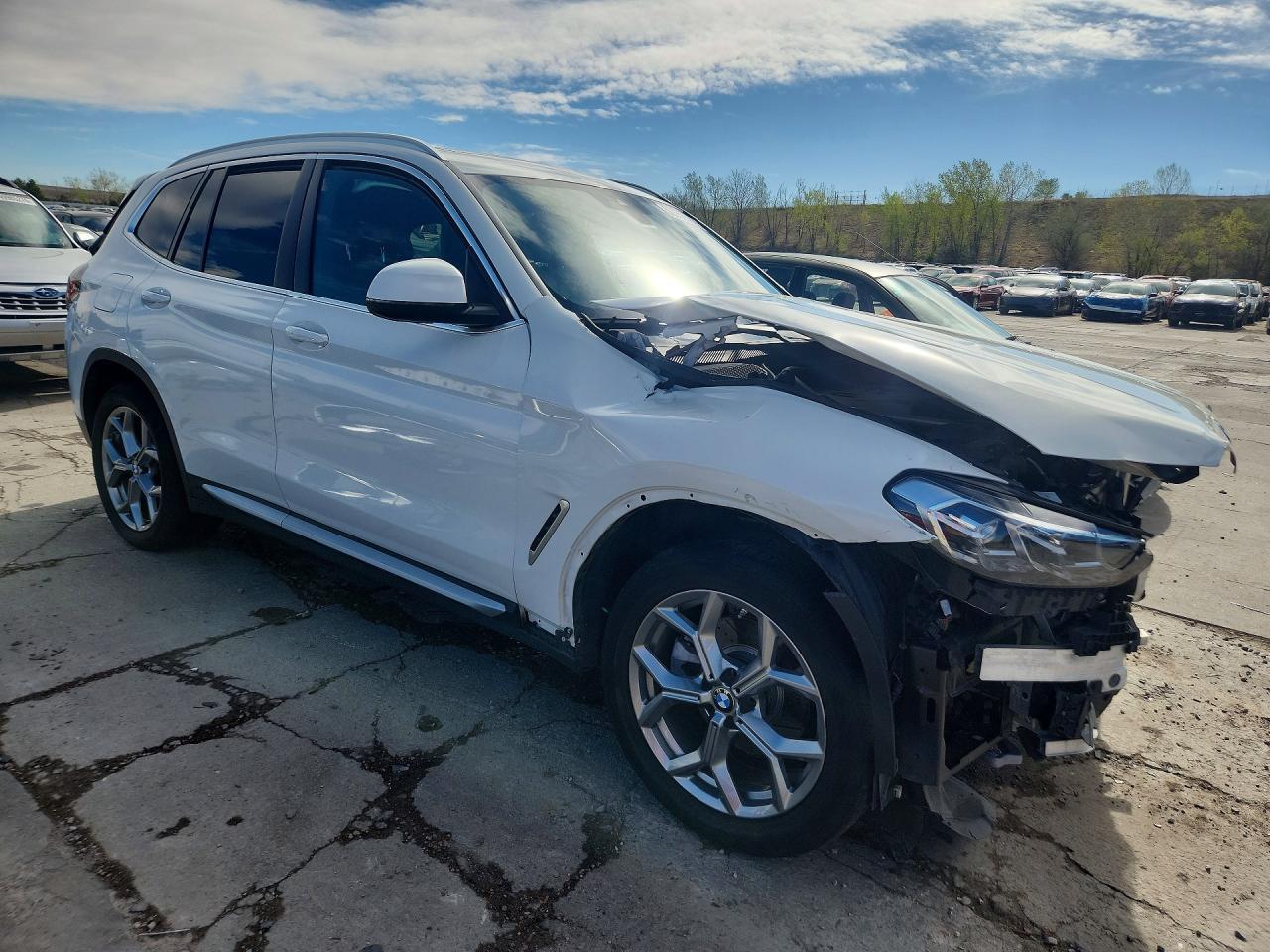 2023 BMW X3 xDrive30I - zdjęcie 4
