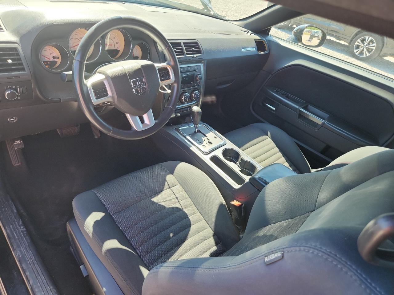 2014 Dodge Challenger Sxt - zdjęcie 8