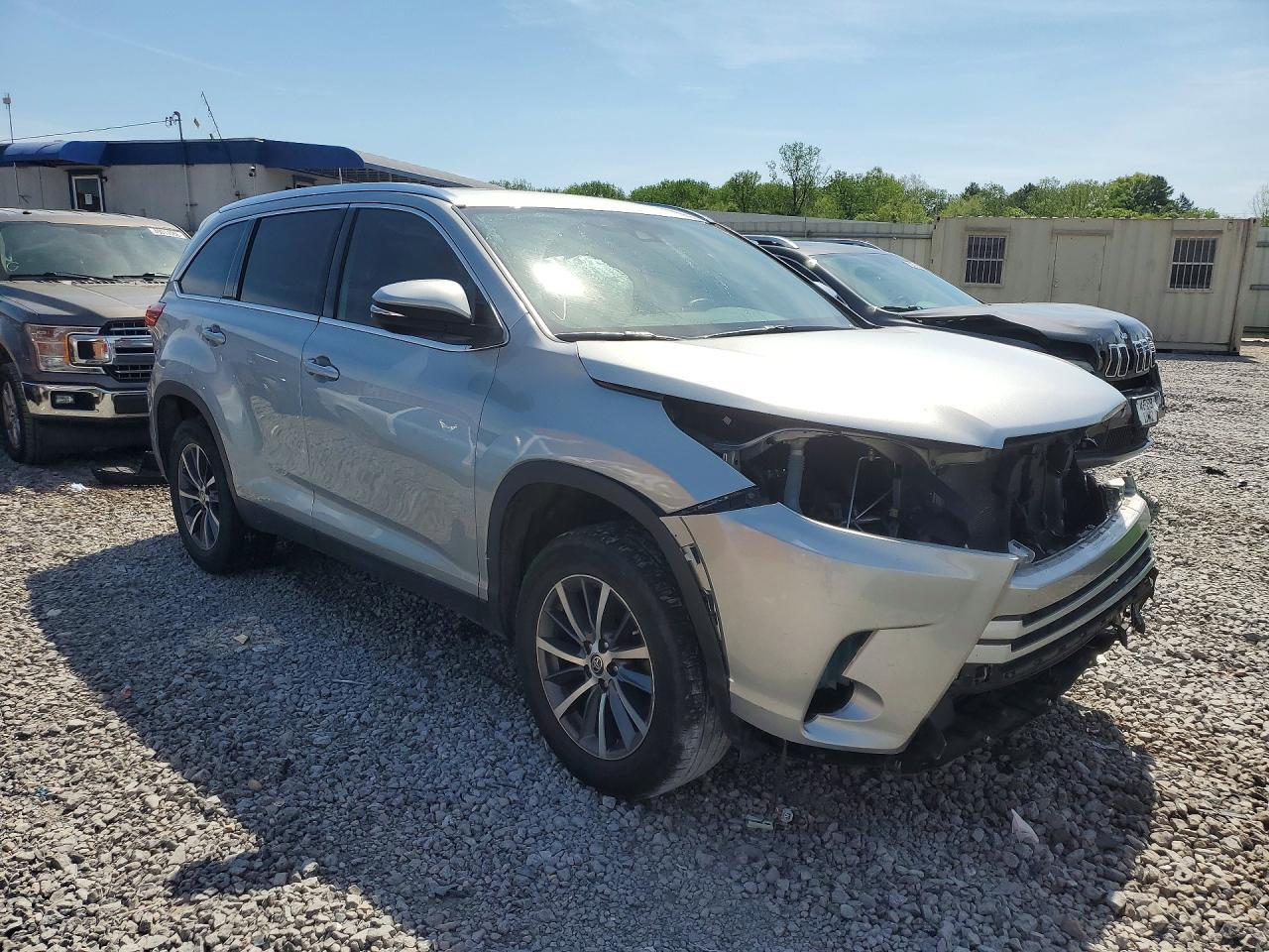 2019 Toyota Highlander Xle - zdjęcie 4
