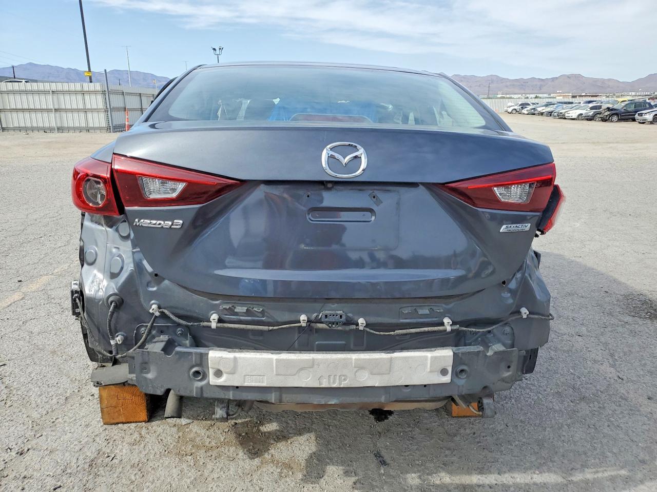 2016 Mazda 3 Sport - zdjęcie 6