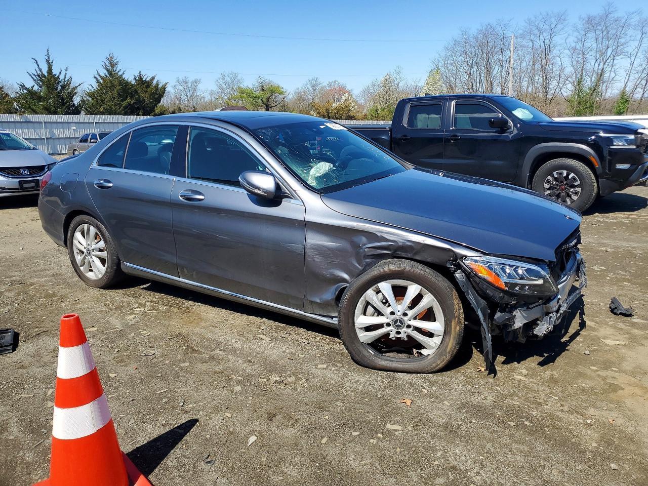 2019 Mercedes-Benz C 300 4Matic - zdjęcie 4