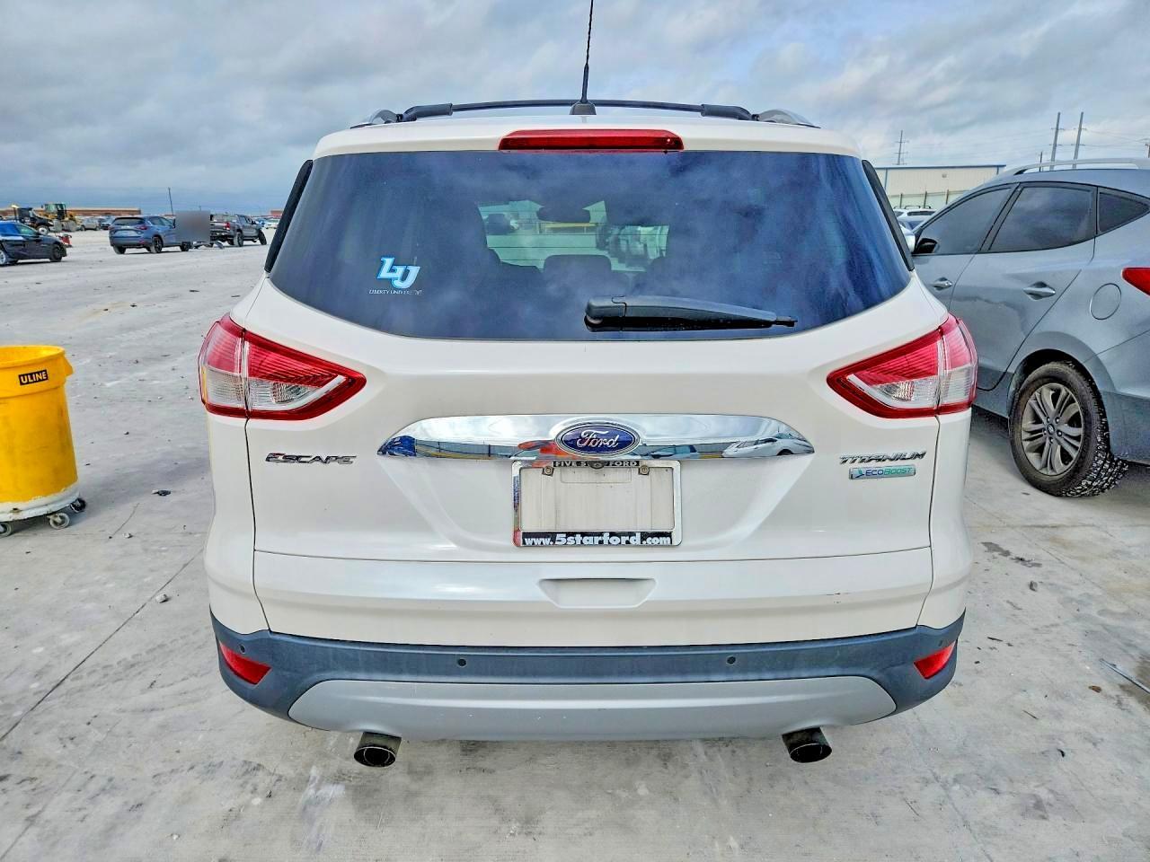 2016 Ford Escape Titanium - zdjęcie 6