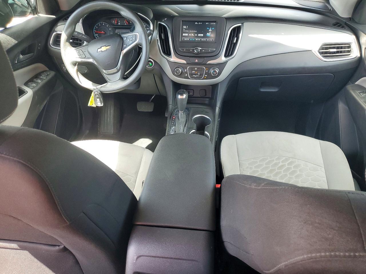 2018 Chevrolet Equinox Ls - zdjęcie 8