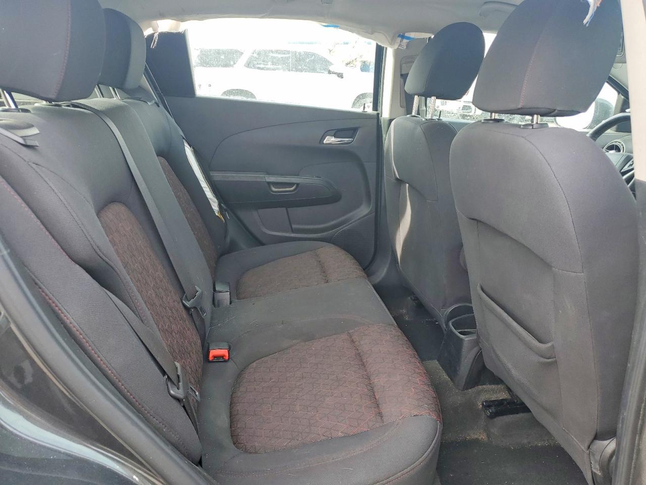 2017 Chevrolet Sonic Lt - zdjęcie 10