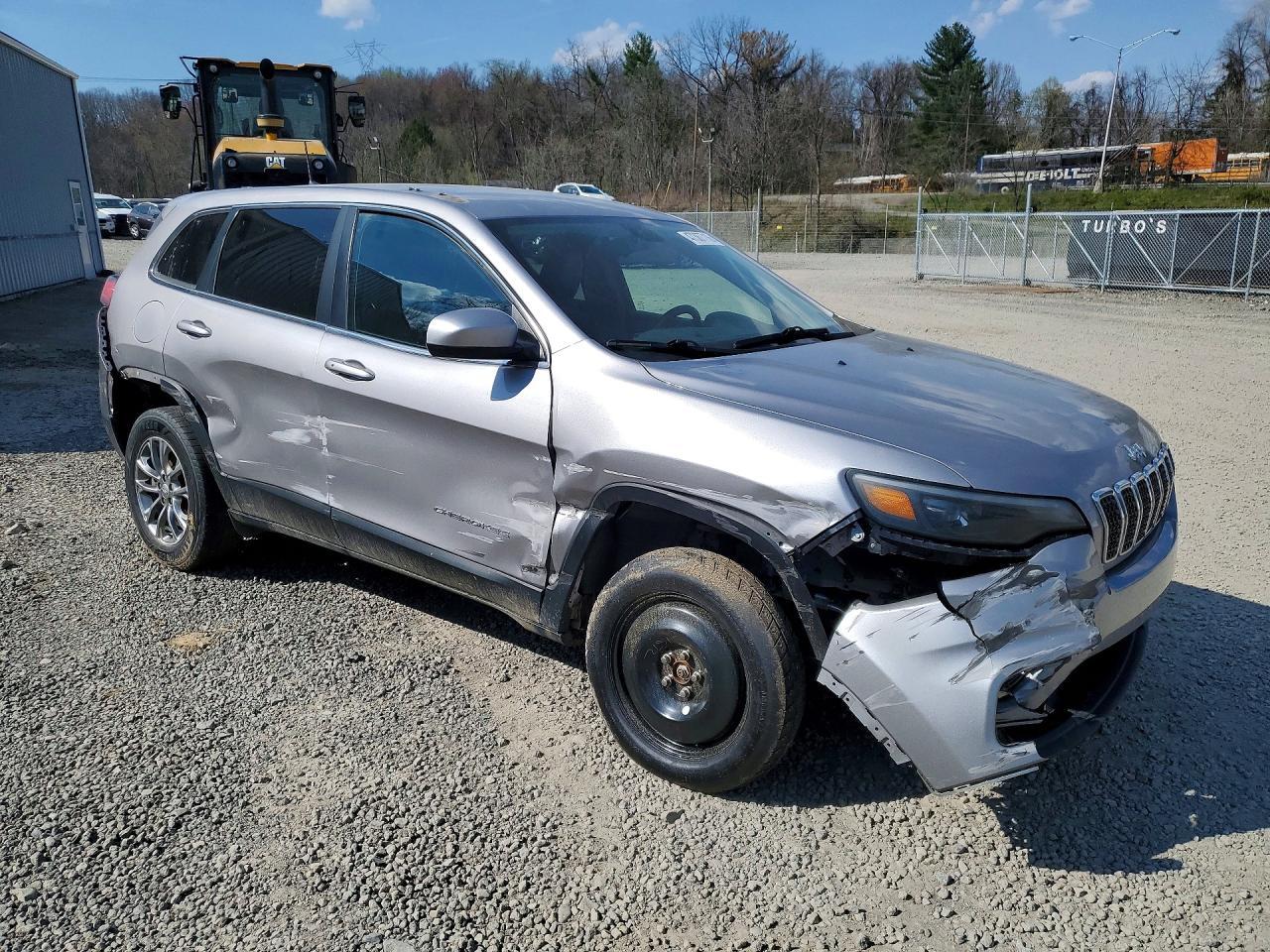 2019 Jeep Cherokee Latitude Plus - zdjęcie 4