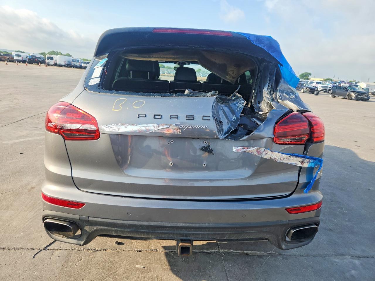 2016 Porsche Cayenne - zdjęcie 6