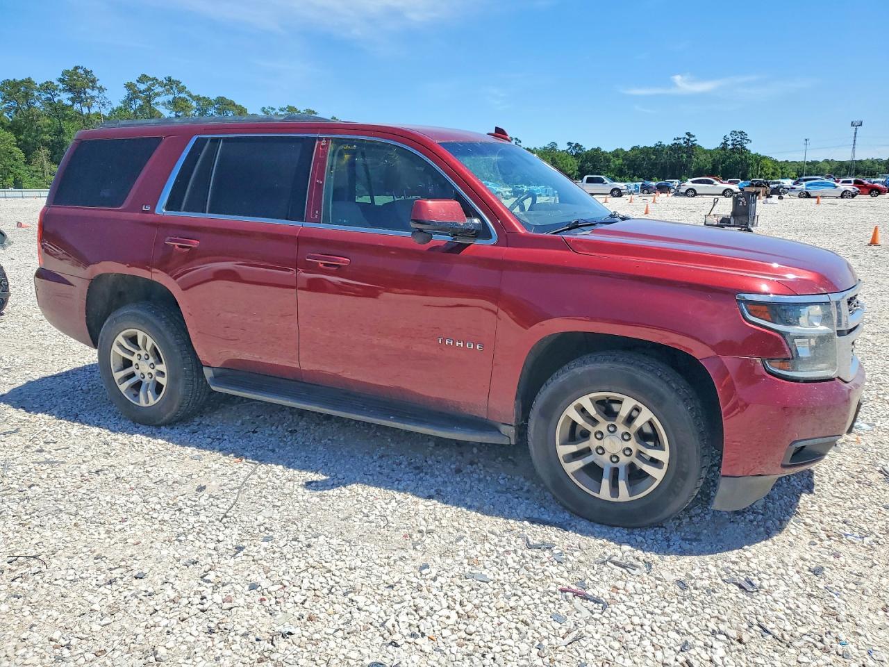 2016 Chevrolet Tahoe C1500 Ls - zdjęcie 4