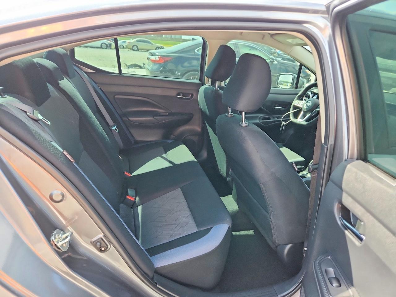 2024 Nissan Versa Sv - zdjęcie 10