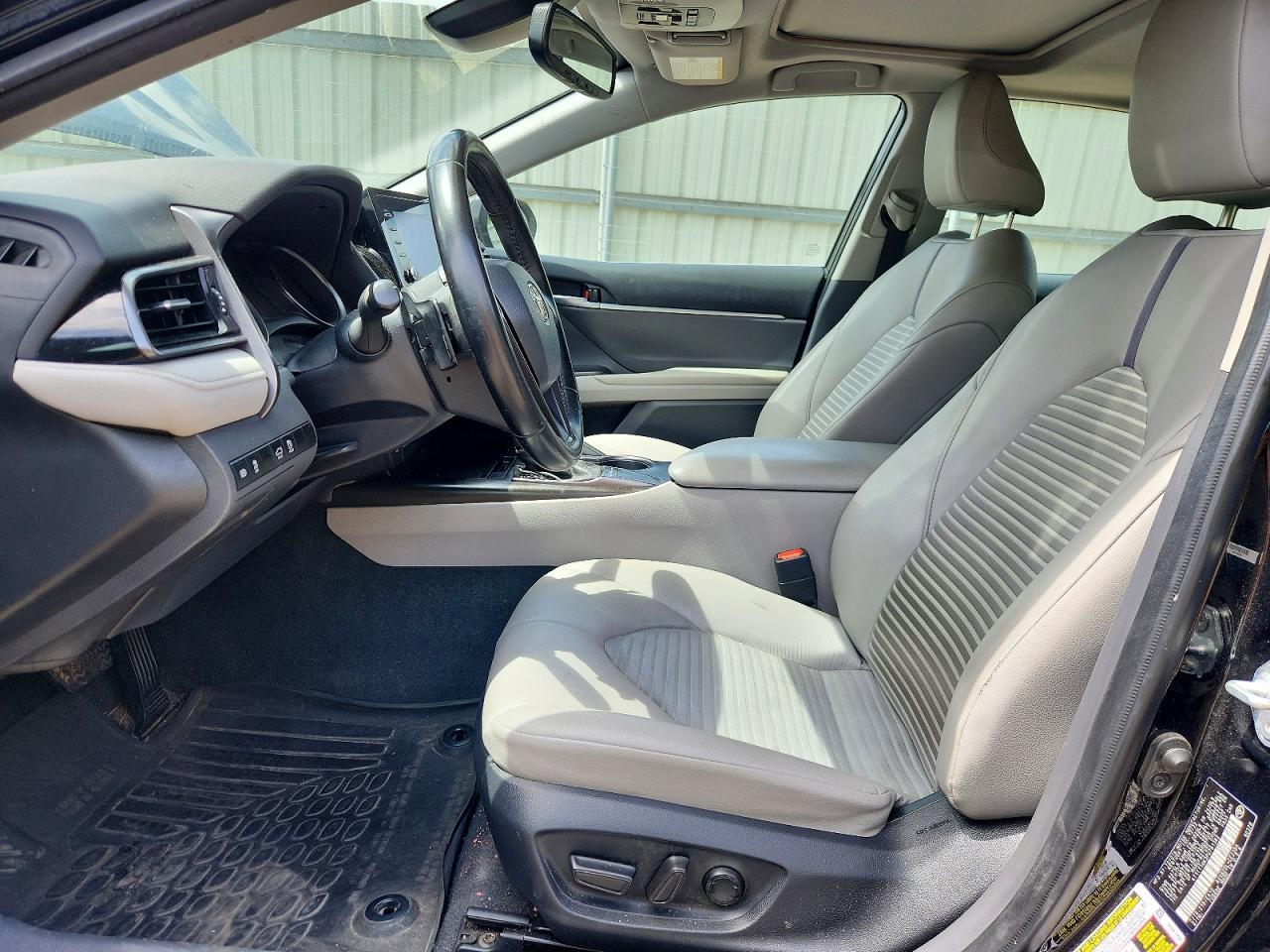 2023 Toyota Camry Se - zdjęcie 7