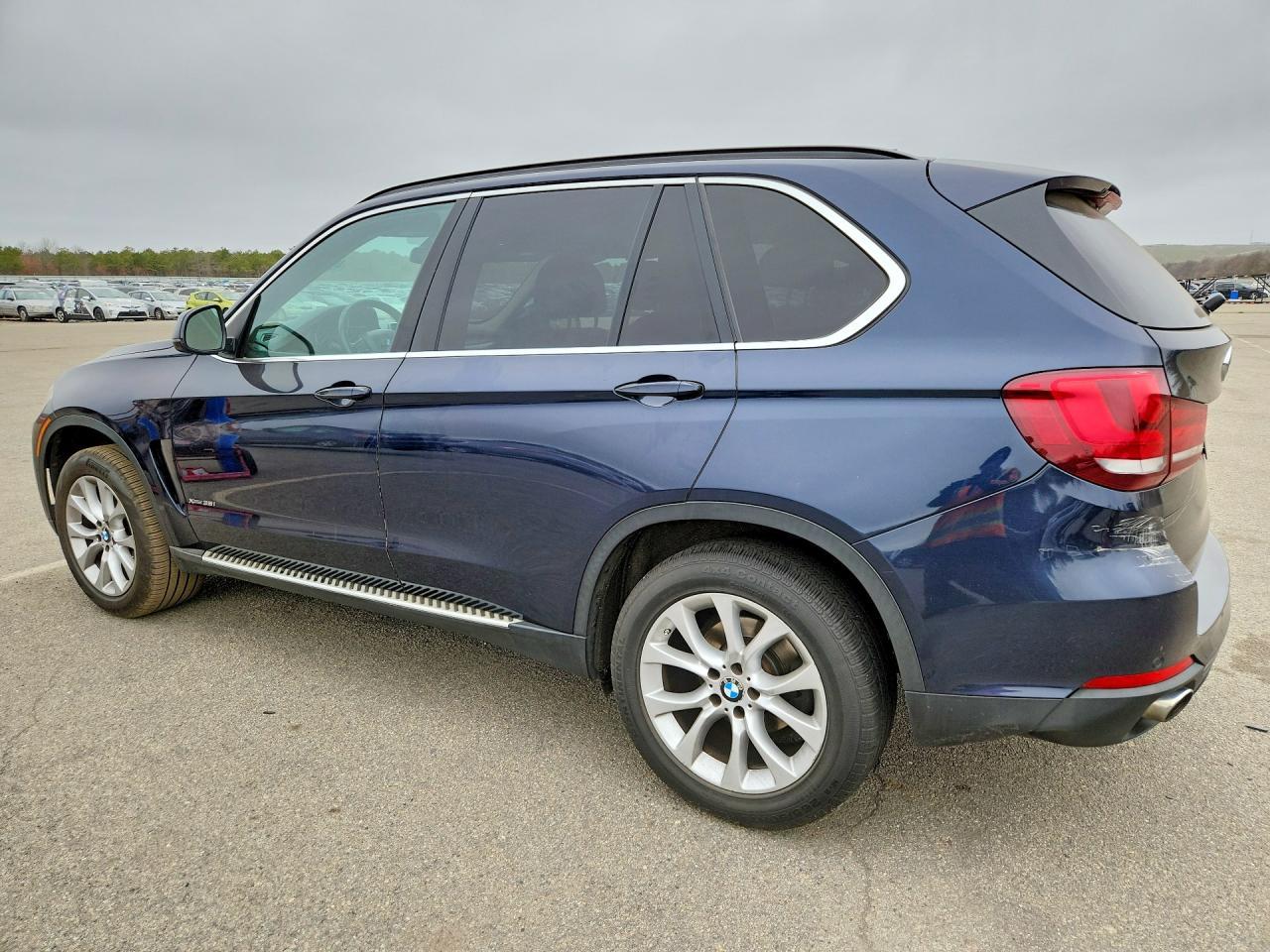 2016 BMW X5 xDrive35I - zdjęcie 2