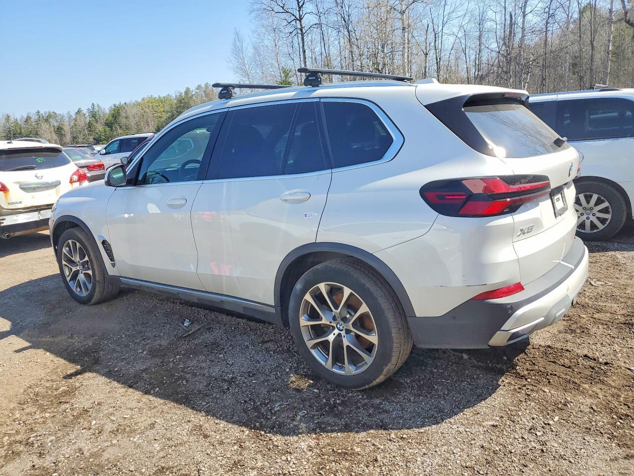 2024 BMW X5 xDrive40I - zdjęcie 2