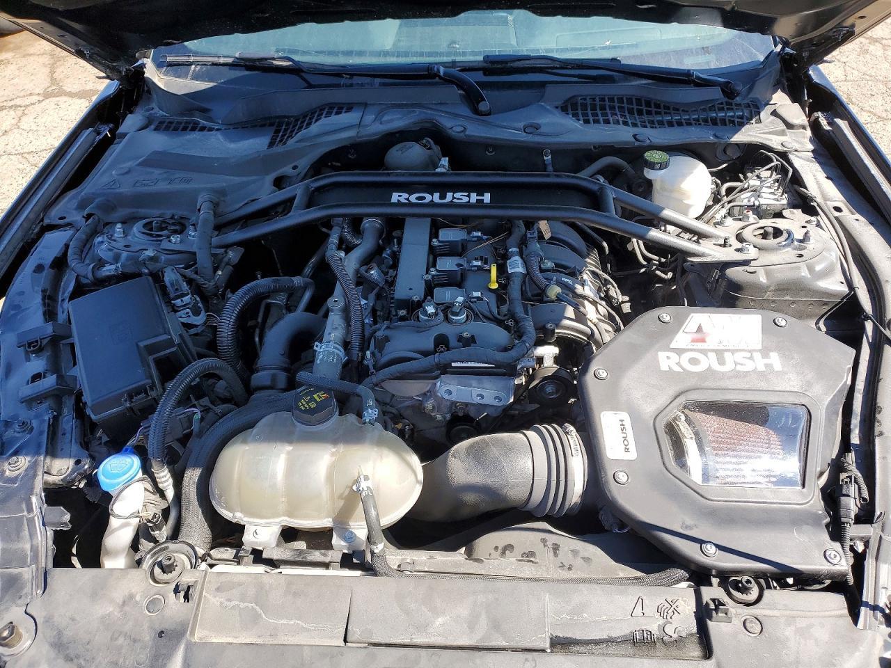 2023 Ford Mustang - zdjęcie 11