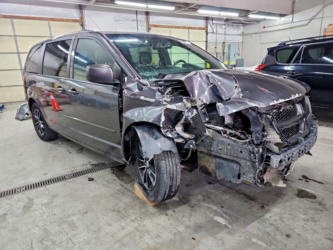 2017 Dodge Grand Caravan Gt - zdjęcie 4