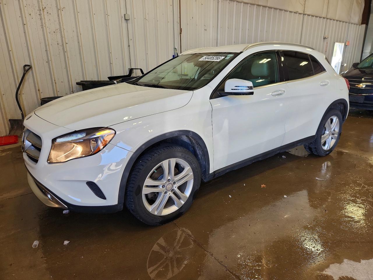 2016 Mercedes-Benz Gla 250 - zdjęcie główne