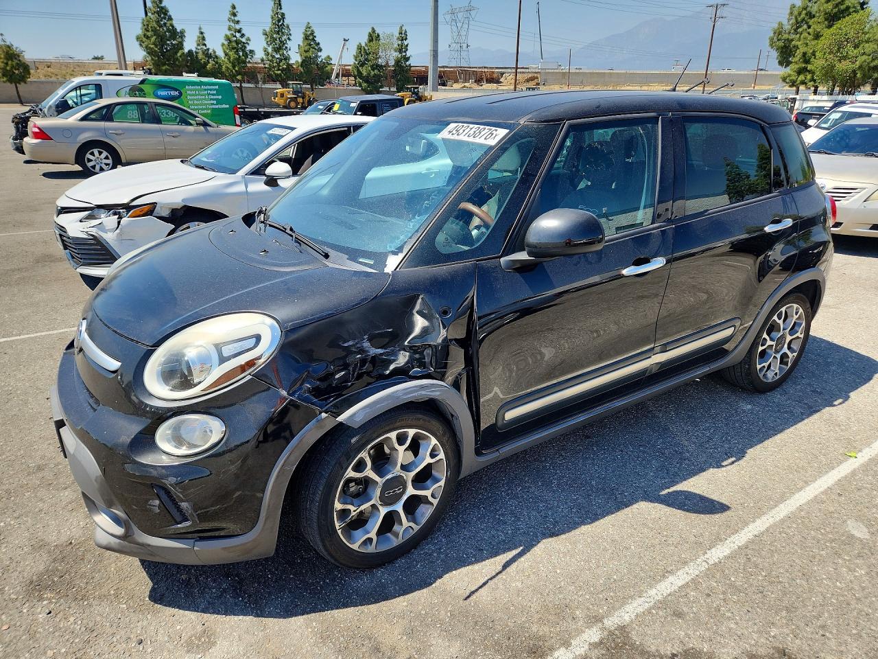 2014 Fiat 500L Trekking - zdjęcie główne