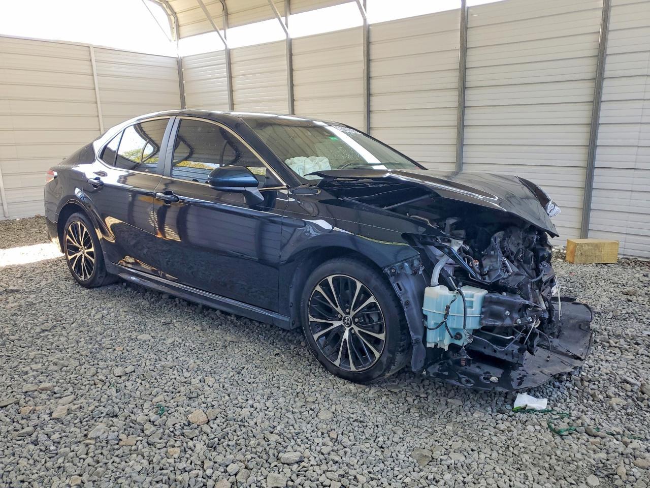 2018 Toyota Camry Se - zdjęcie 4