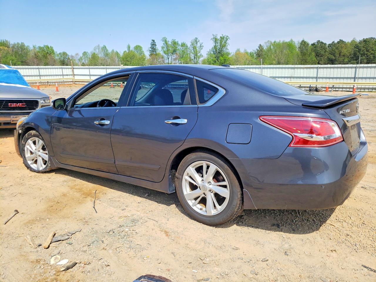 2013 Nissan Altima 2.5 - zdjęcie 2