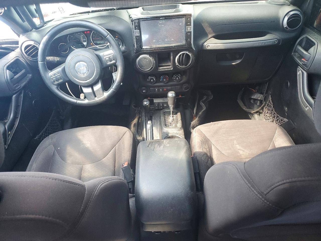 2016 Jeep Wrangler Unlimited Sport - zdjęcie 8