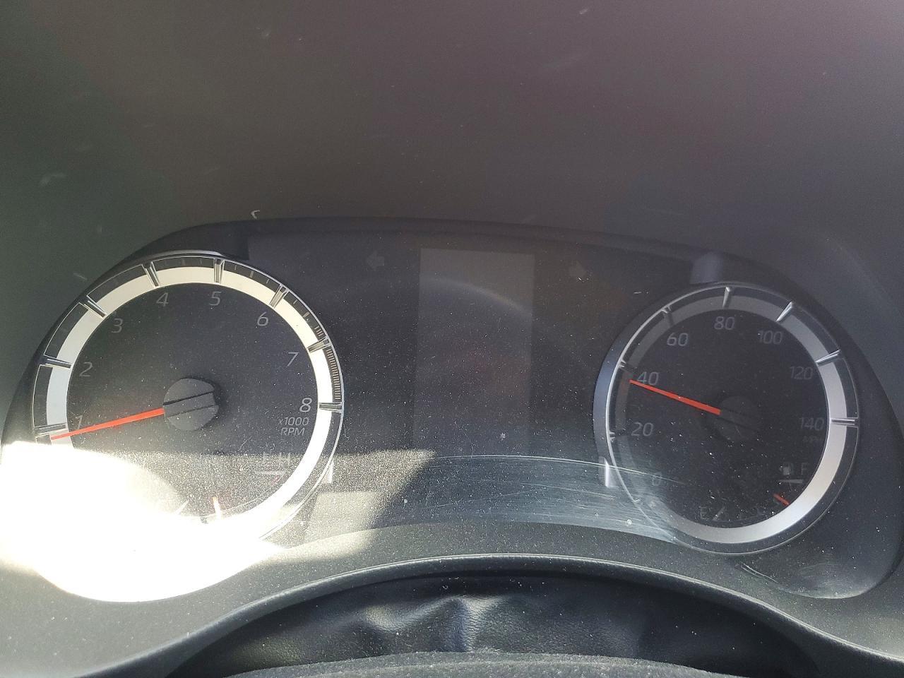 2022 Toyota Highlander Le - zdjęcie 9